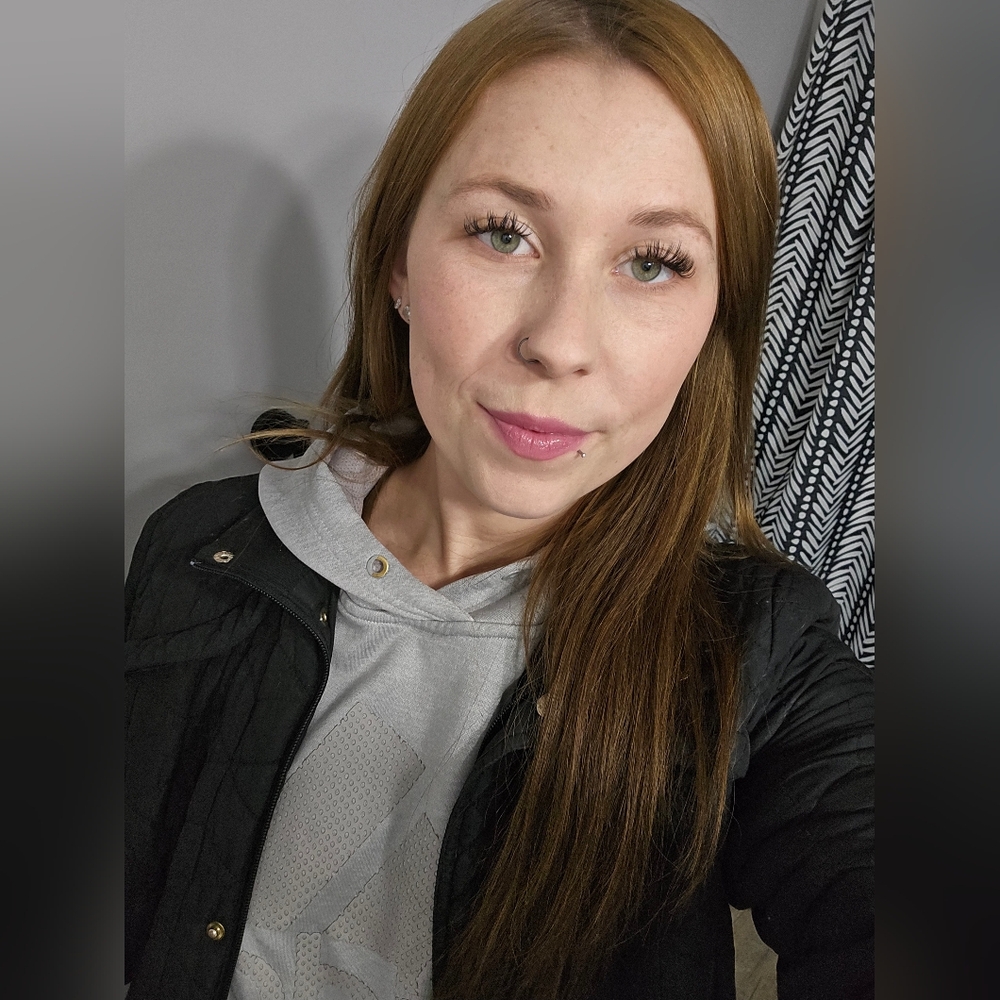 Meet your Posher, Makayla